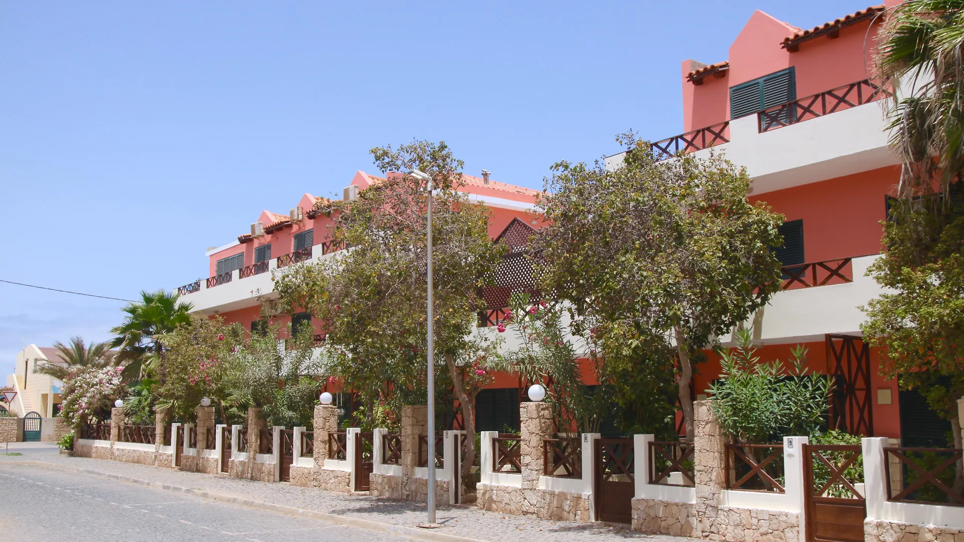 Aparthotel Ponta Preta Santa María 3*,  Cabo Verde