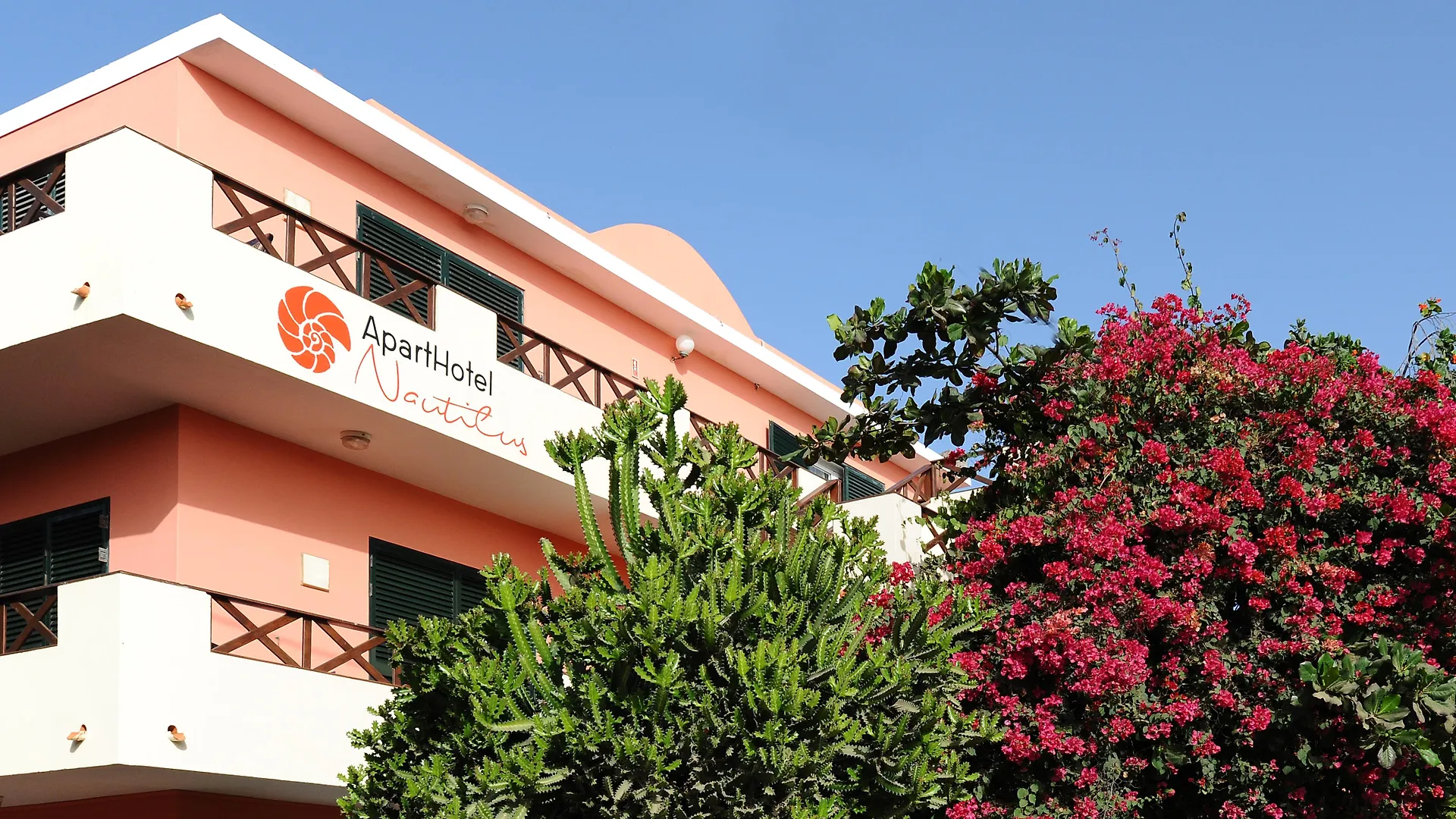 Aparthotel Ponta Preta Santa María