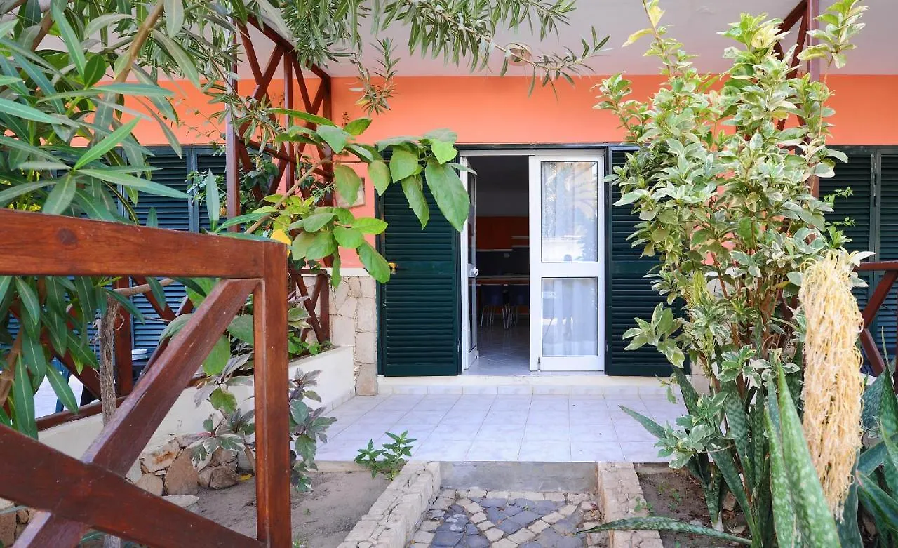 ***  Aparthotel Ponta Preta Santa María Cabo Verde